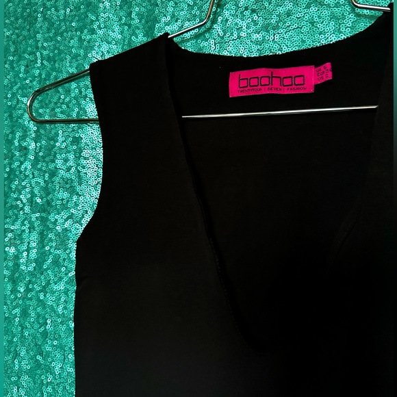 Boohoo Little Black Dress / Plunge Neck Bodycon Midi Dress for ladies size 2 - Picture 6 of 12